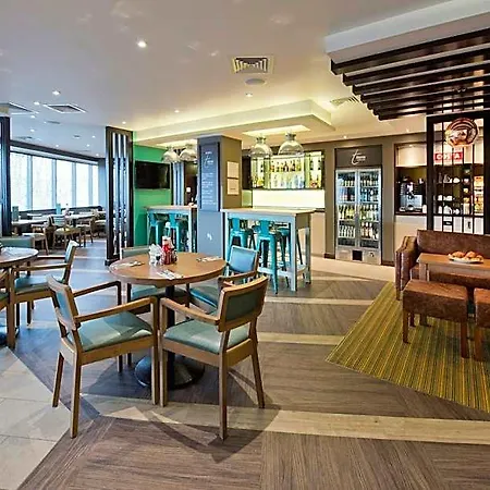 Premier Headingley Hotel 3*