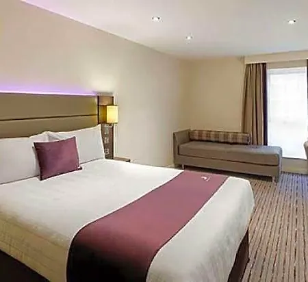 Premier Headingley 3*