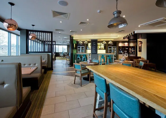 Premier Headingley Leeds (West Yorkshire)